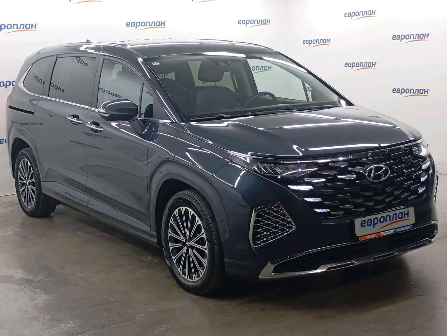 Hyundai Custo