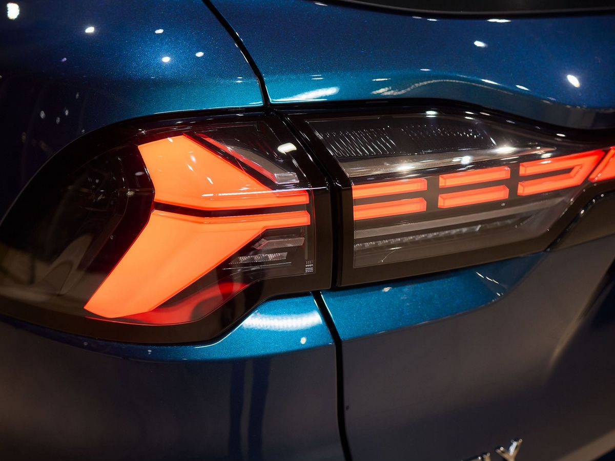 Geely Okavango Flagship 2.0T 7DCT 2WD