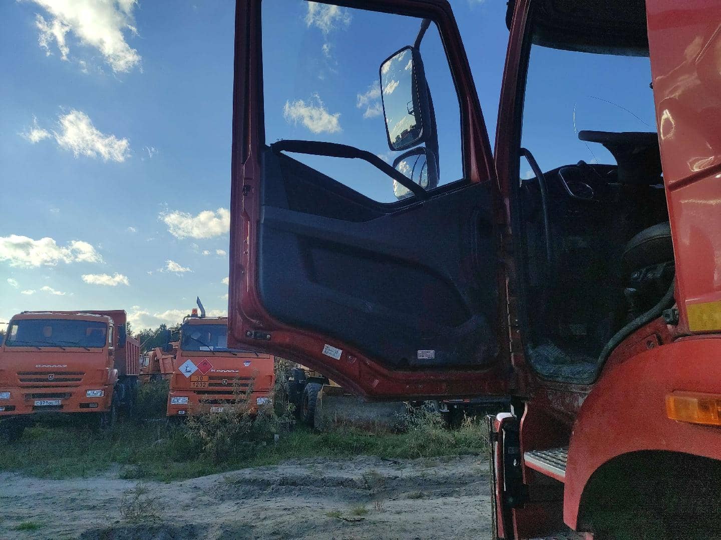 FAW CA3250P66K24L1TE5 6x6,  139 220 км, 2023 года в лизинг