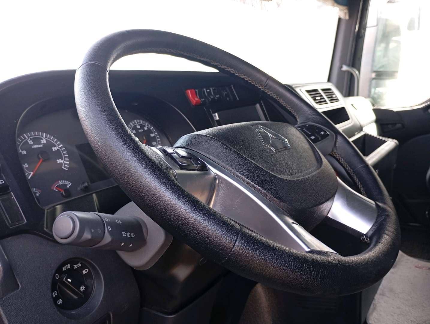 Sitrak ZZ4186V391HE,  484 002 км, 2023 года в лизинг