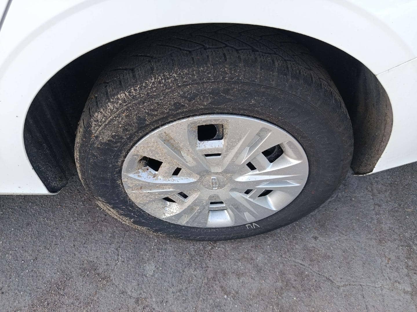 Geely Emgrand,  64 674 км, 2024 года в лизинг