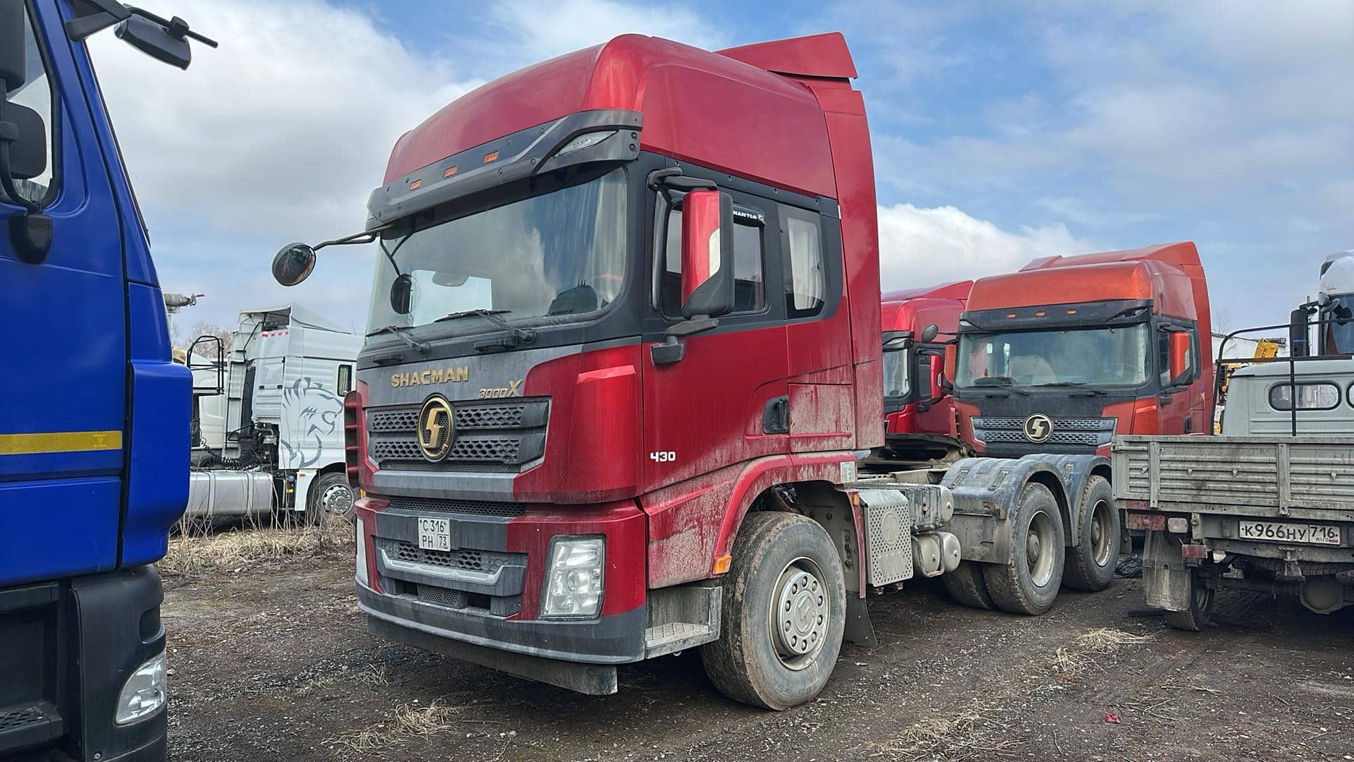 Shacman SX42566V324,  271 000 км, 2022 года в лизинг
