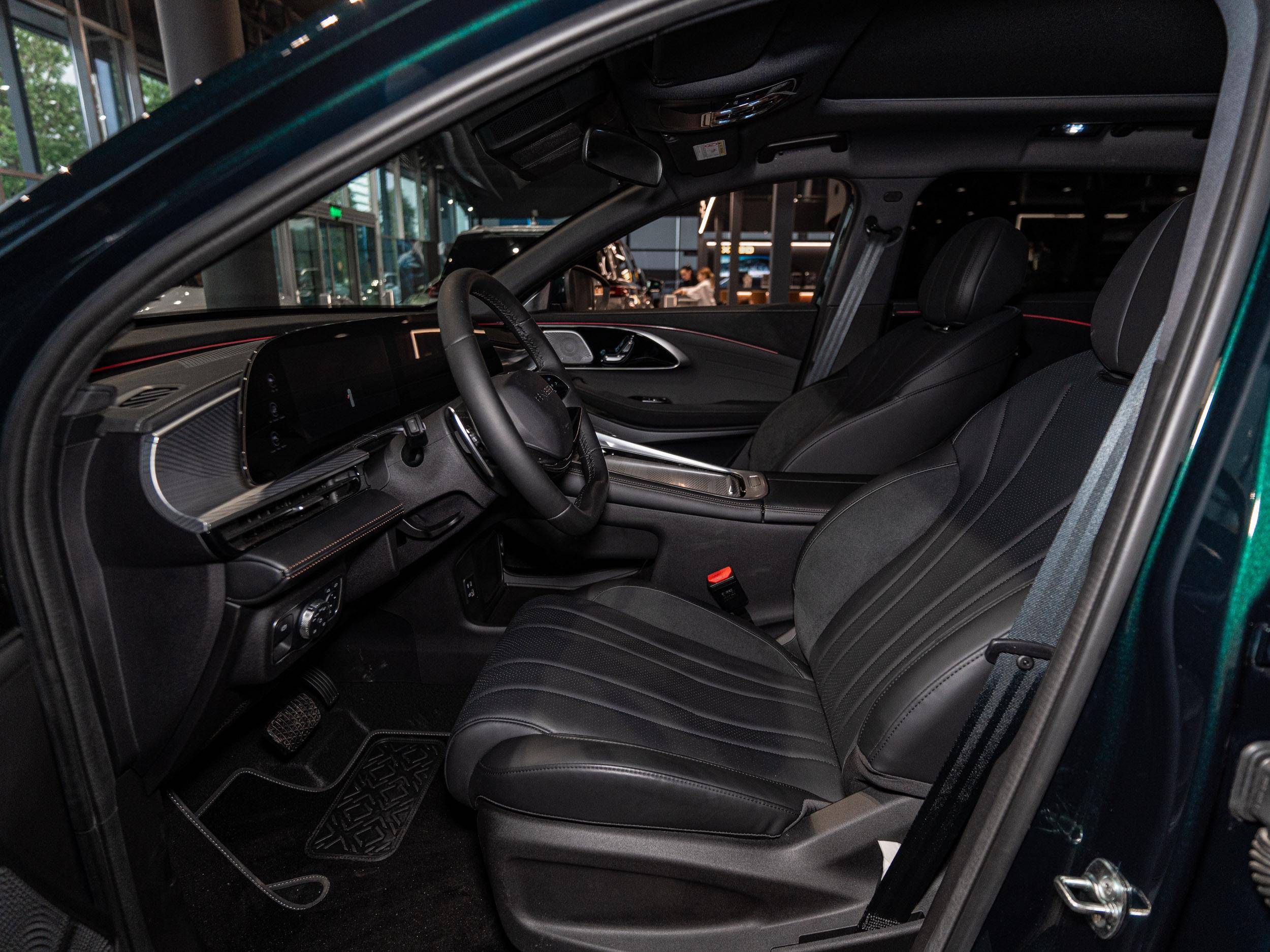 EXEED TXL Prestige 1.6 TGDI DCT7 AWD