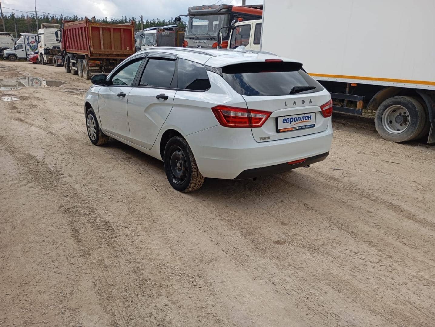 Lada Vesta универсал,  117 498 км, 2021 года в лизинг