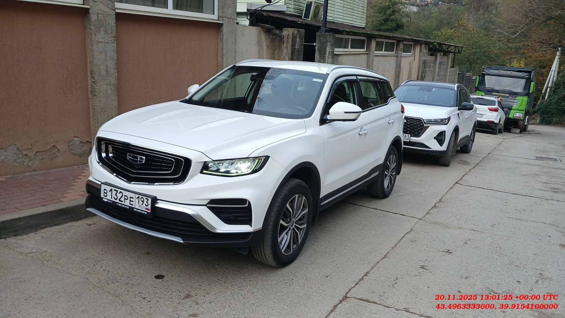 Geely Atlas Pro,  96 580 км, 2024 года в лизинг