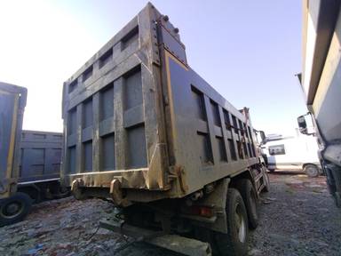 Sitrak ZZ3256V384ME