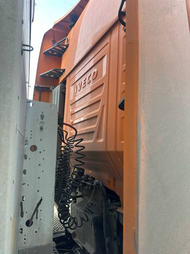 IVECO S-WAY AS440S48T/P RR 4x2