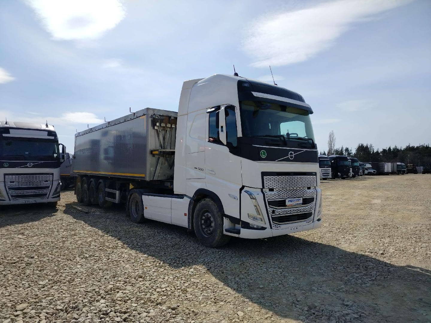 Volvo FH42T 500 4x2 (Globetrotter),  379 340 км, 2023 года в лизинг