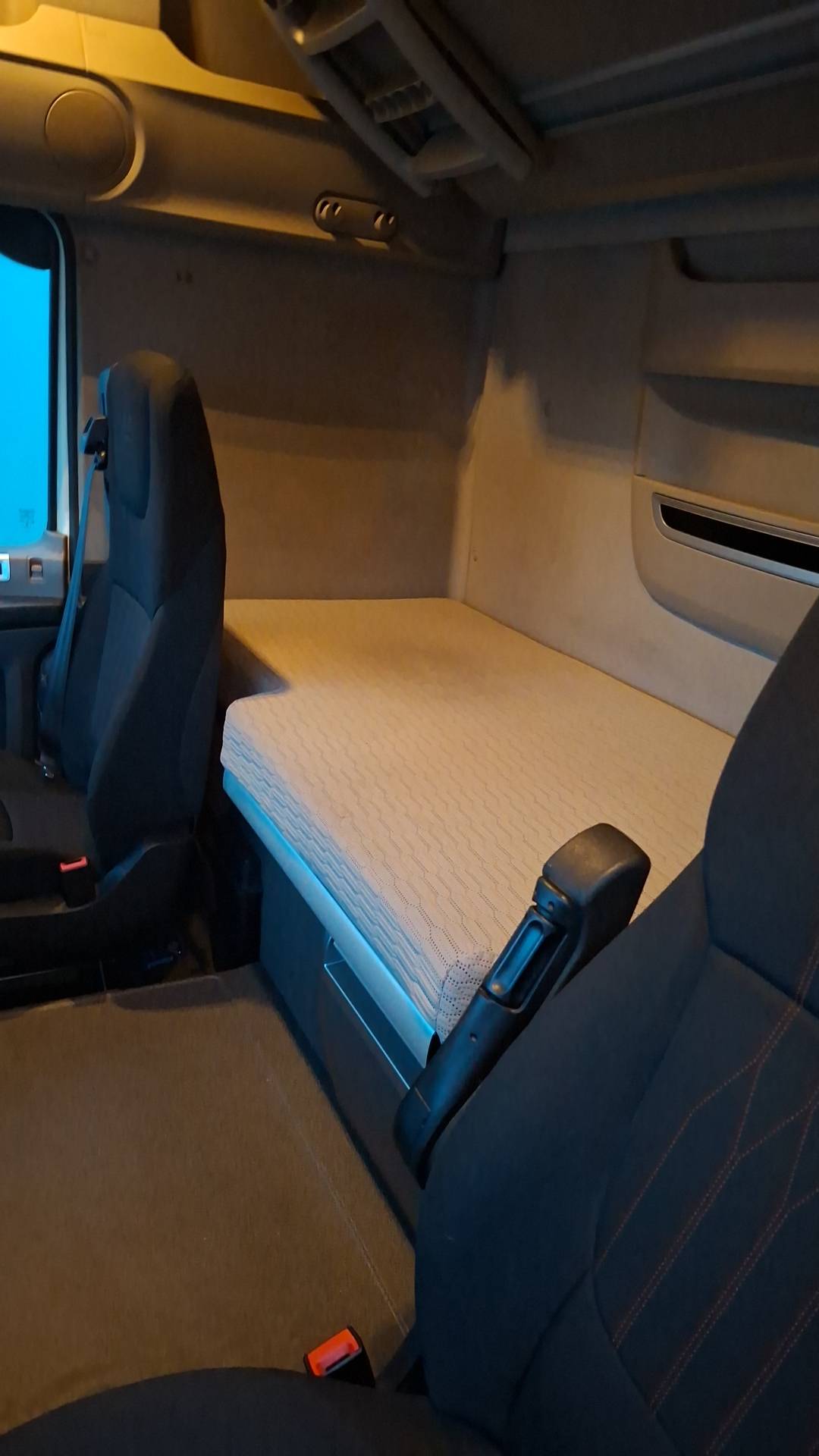 DAF XF 480 FT 4x2 (Super Space Cab),  445 368 км, 2022 года в лизинг