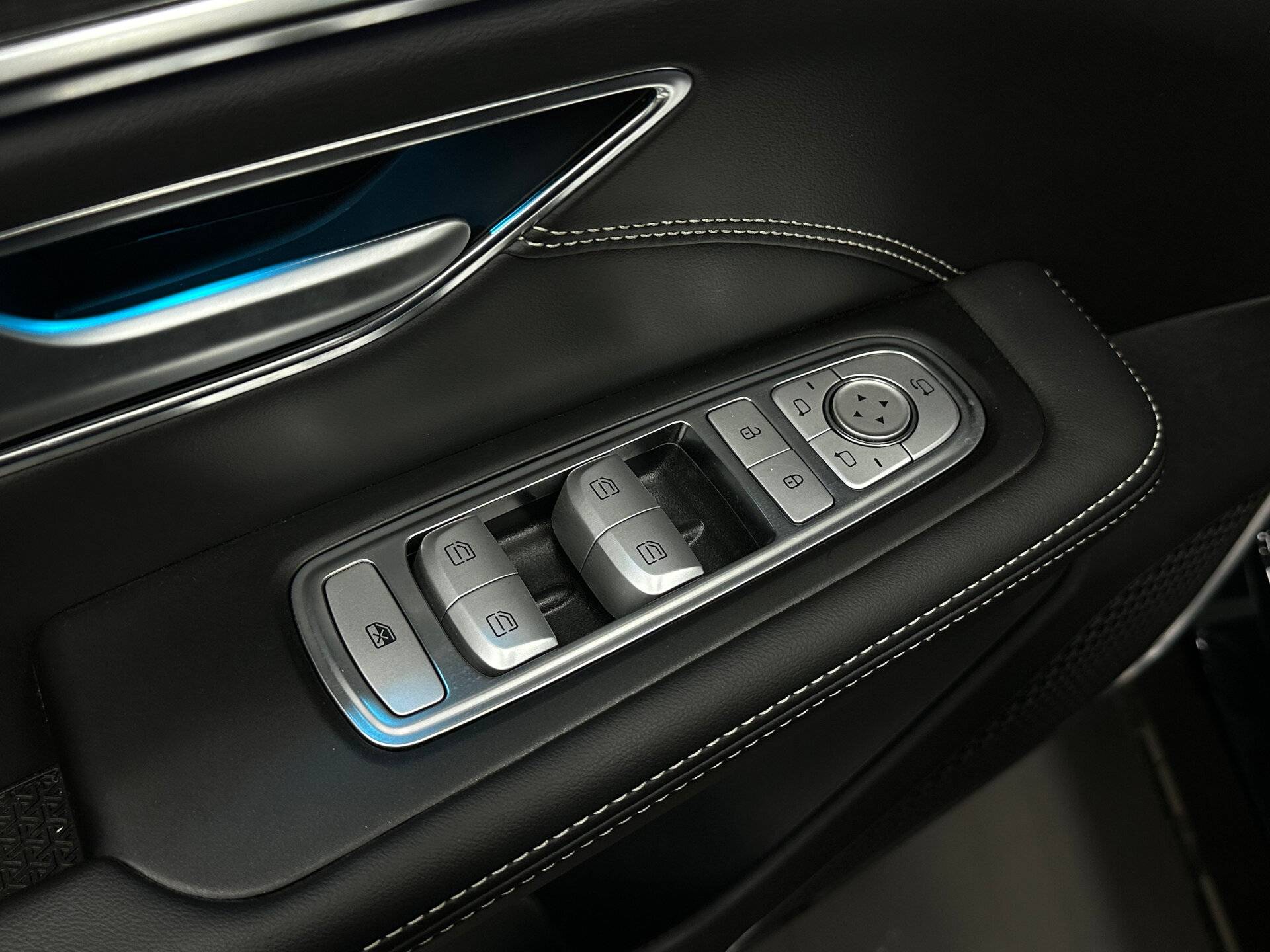 Jetour X70 Plus 1.6TGDI-7DCT Comfort