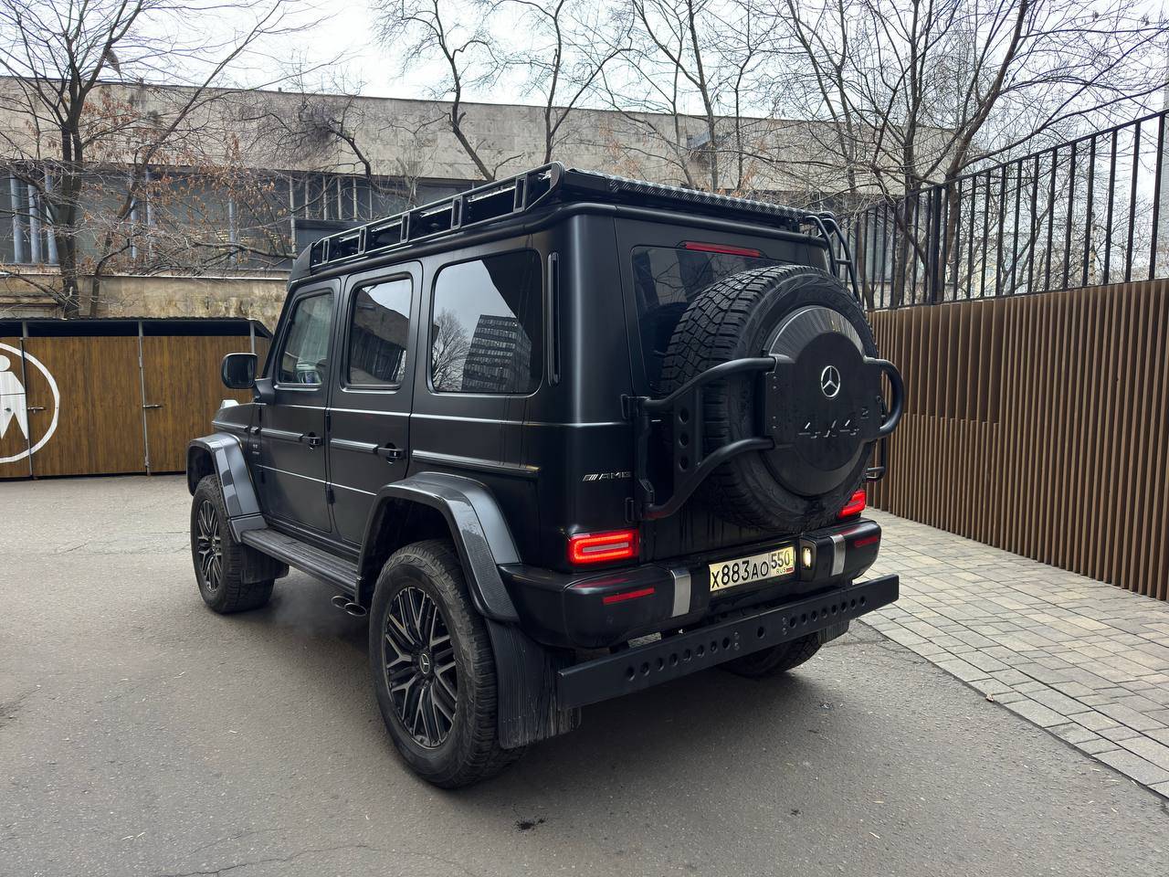 Mercedes-Benz G,  11 907 км, 2023 года в лизинг