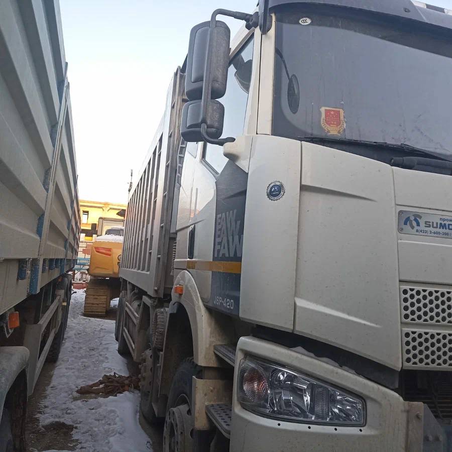 FAW CA3310P66K24T4E5 8х4,  101 529 км, 2021 года в лизинг