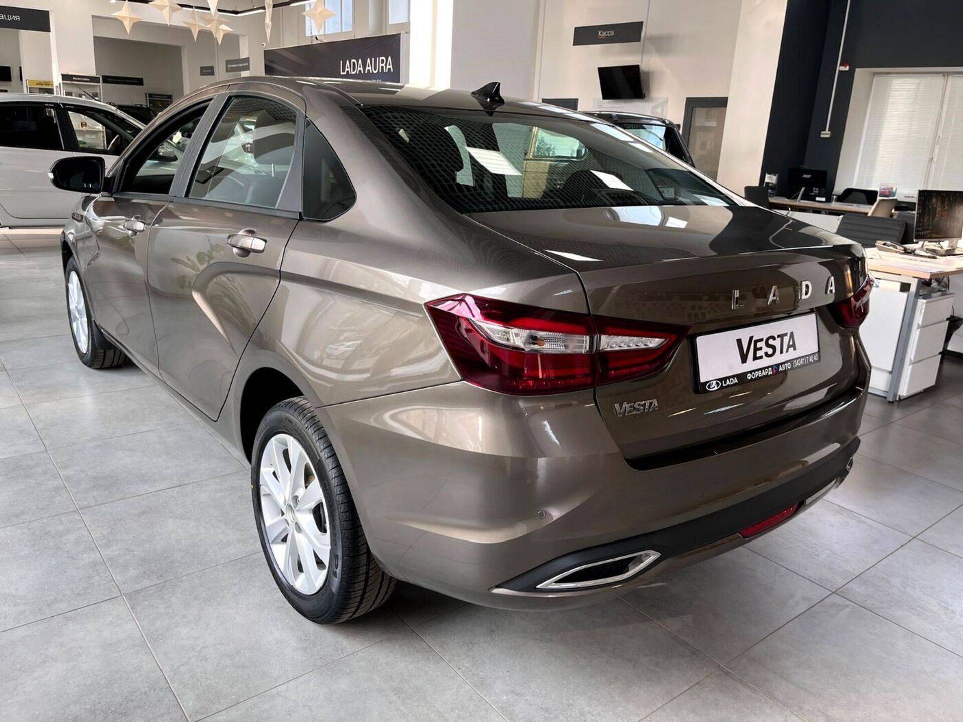 Lada Vesta седан Enjoy 24 1.8 122hp AT