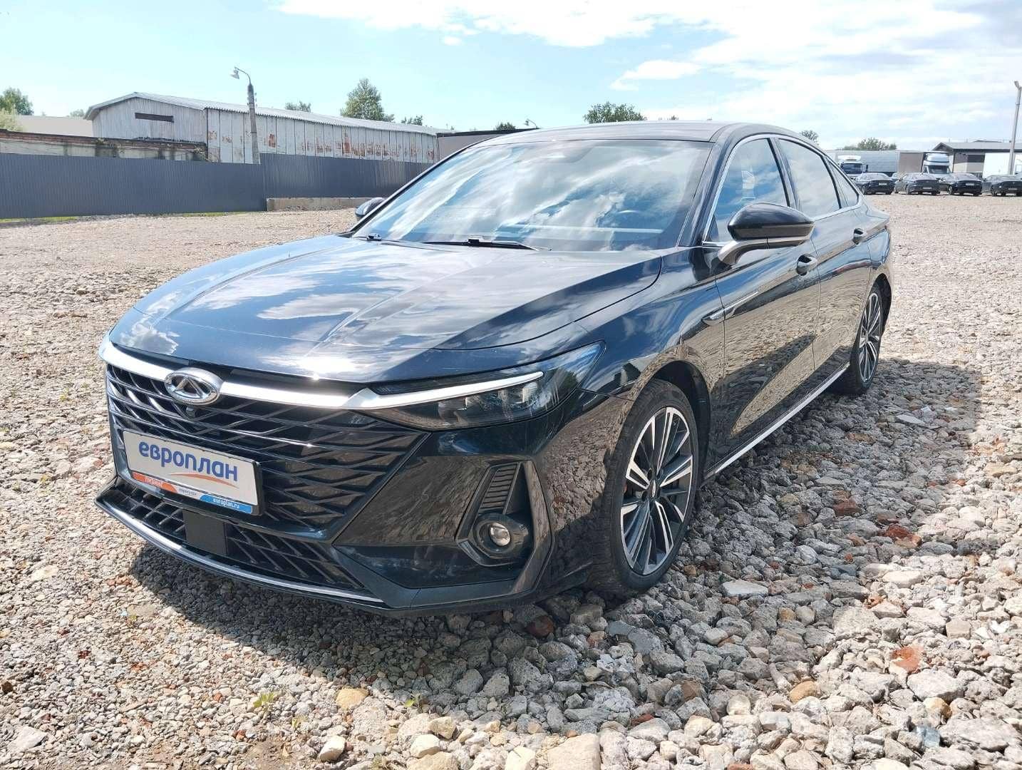 Chery Arrizo 8