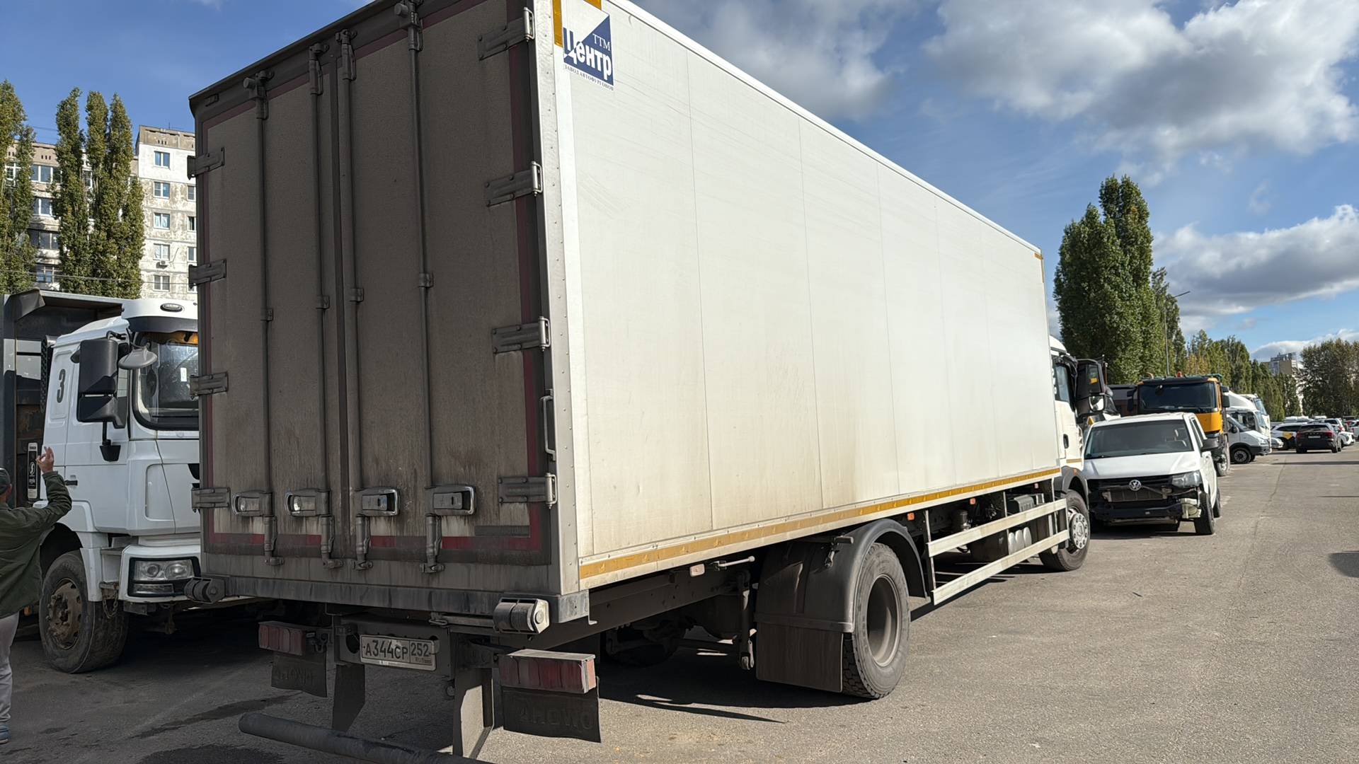 HOWO ZZ1186N621GE1,  222 622 км, 2024 года в лизинг