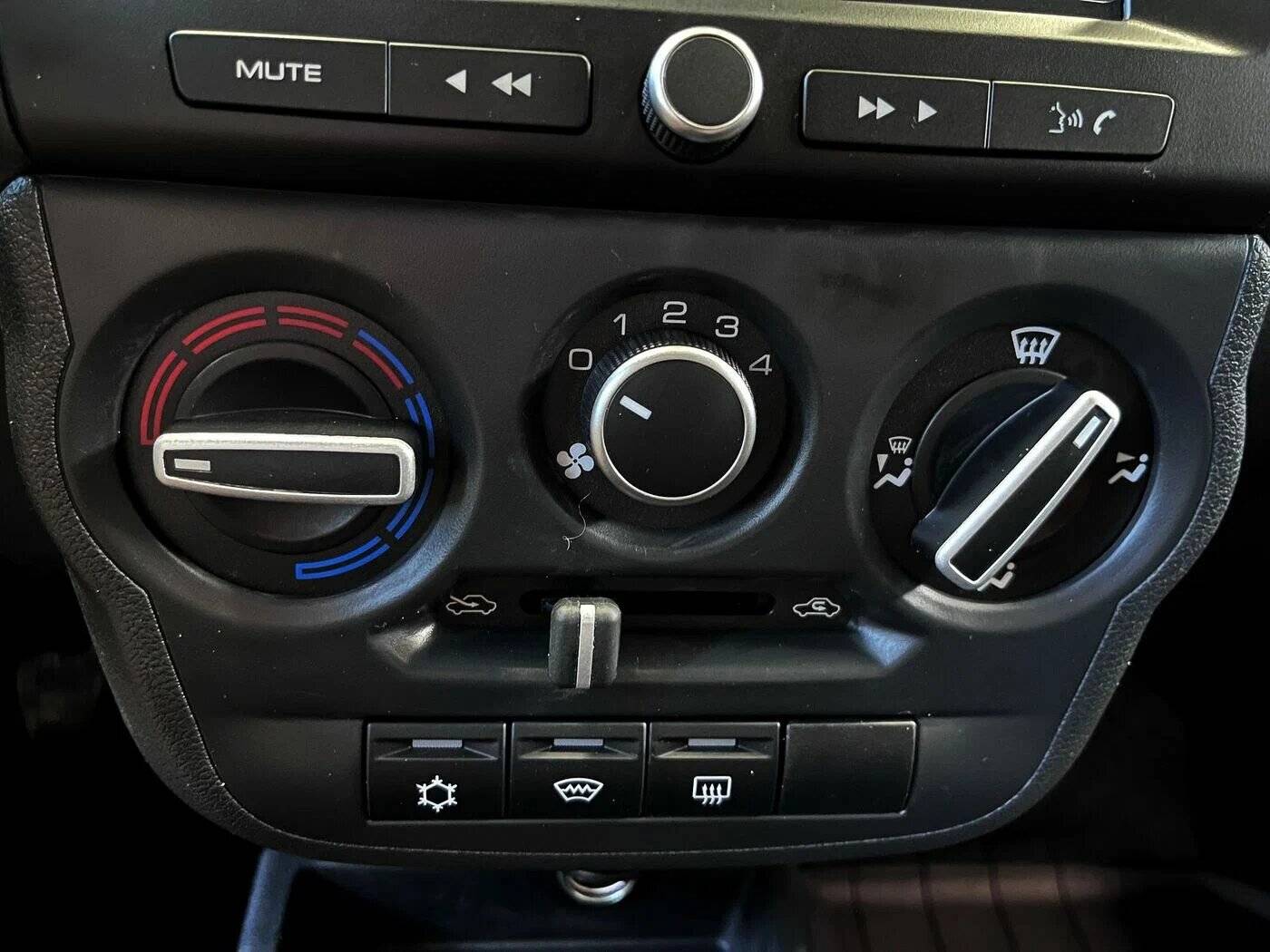 Lada Granta седан #КЛАБ 24 1.6 90 л.с. МТ (#CLUB 24)