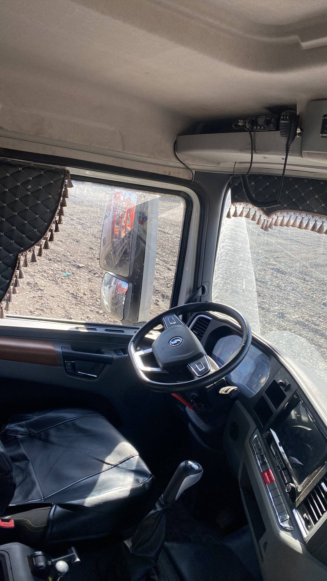 Shacman SX32586V385,  61 354 км, 2024 года в лизинг