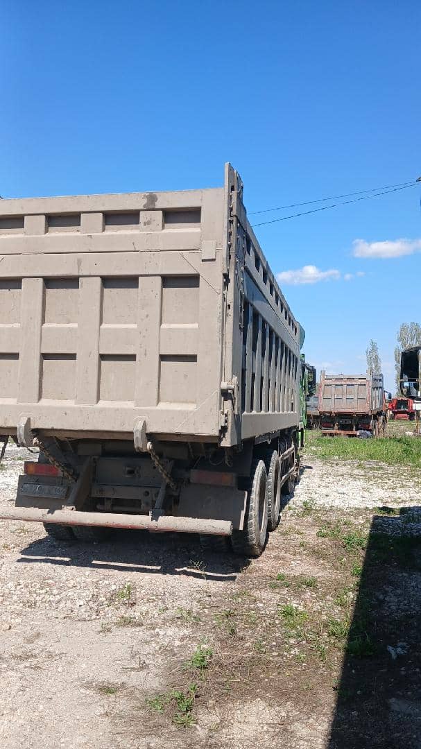 Shacman SX331863366,  163 772 км, 2022 года в лизинг