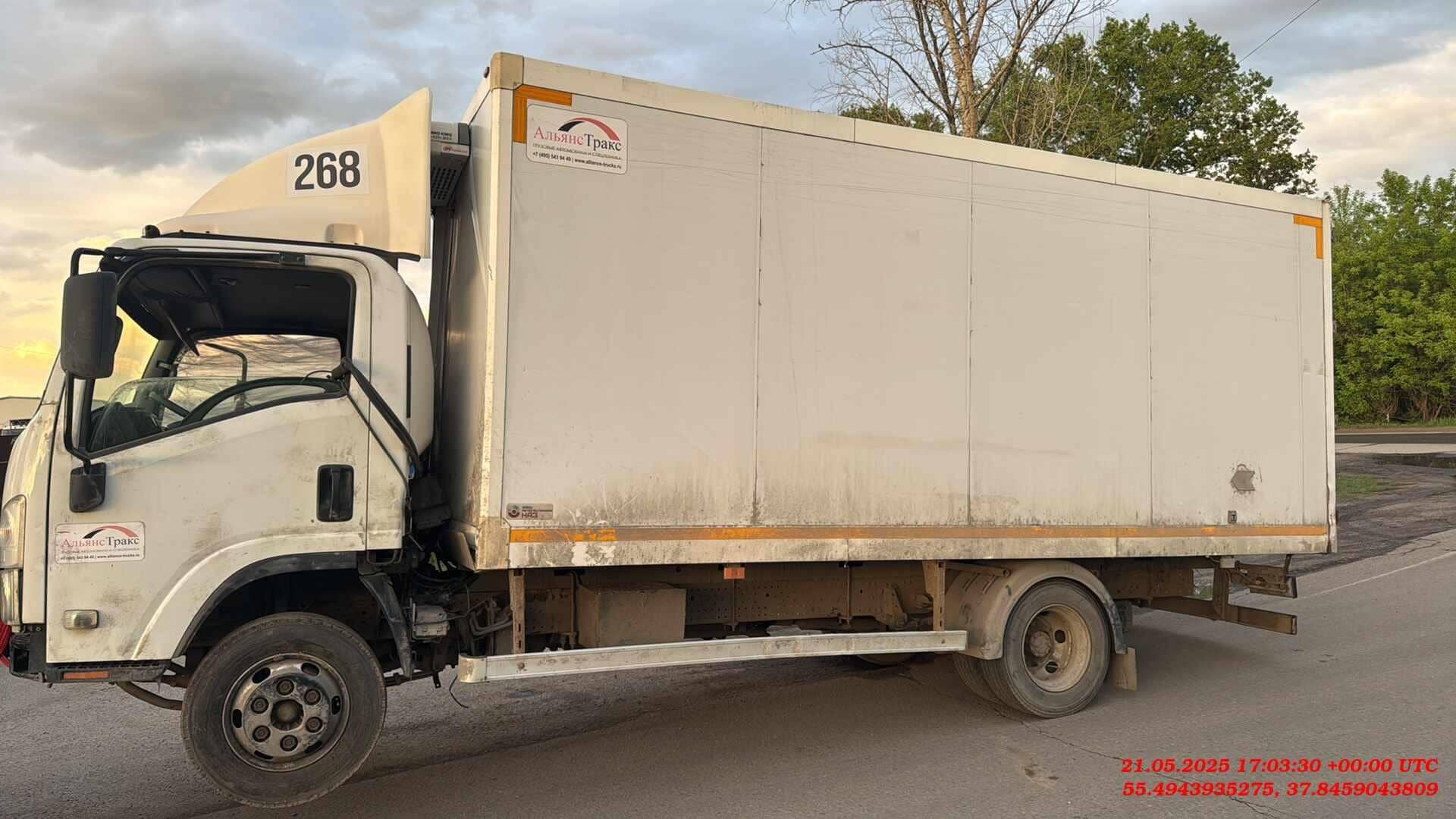 ISUZU NPR75LK,  320 000 км, 2019 года