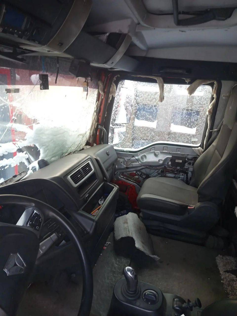 Sitrak ZZ3316V466ME,  155 655 км, 2022 года в лизинг