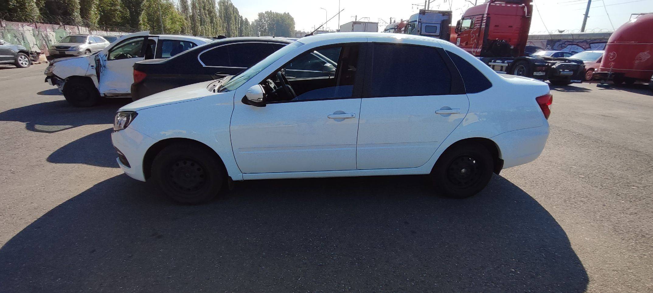 Lada Granta седан,  23 387 км, 2023 года в лизинг