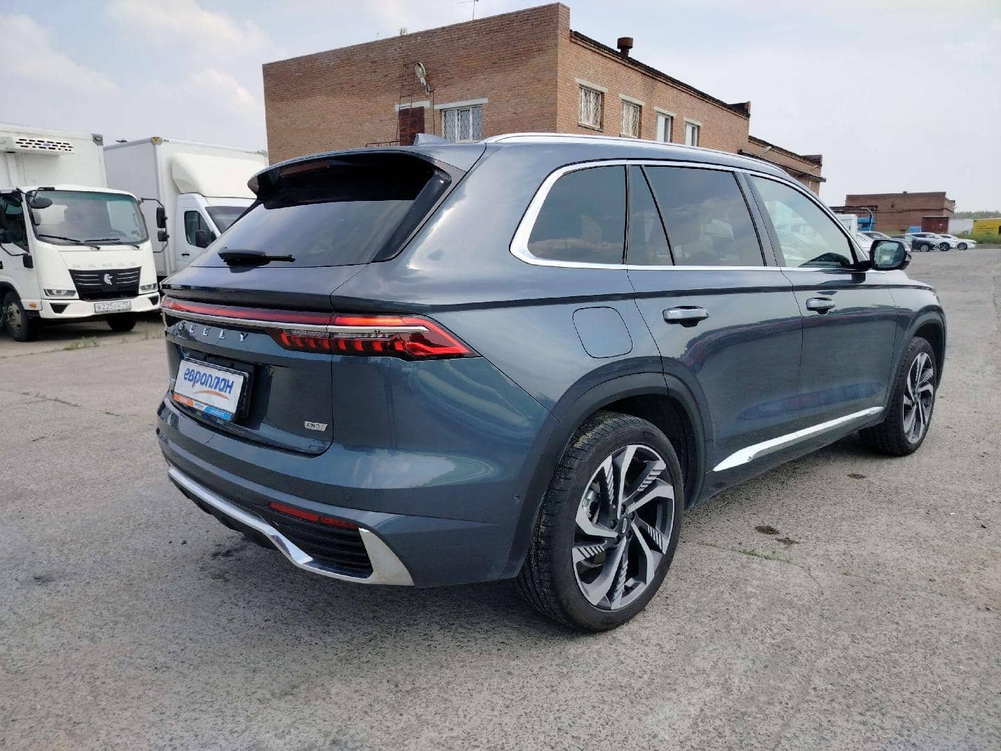 Geely Monjaro,  19 888 км, 2023 года в лизинг