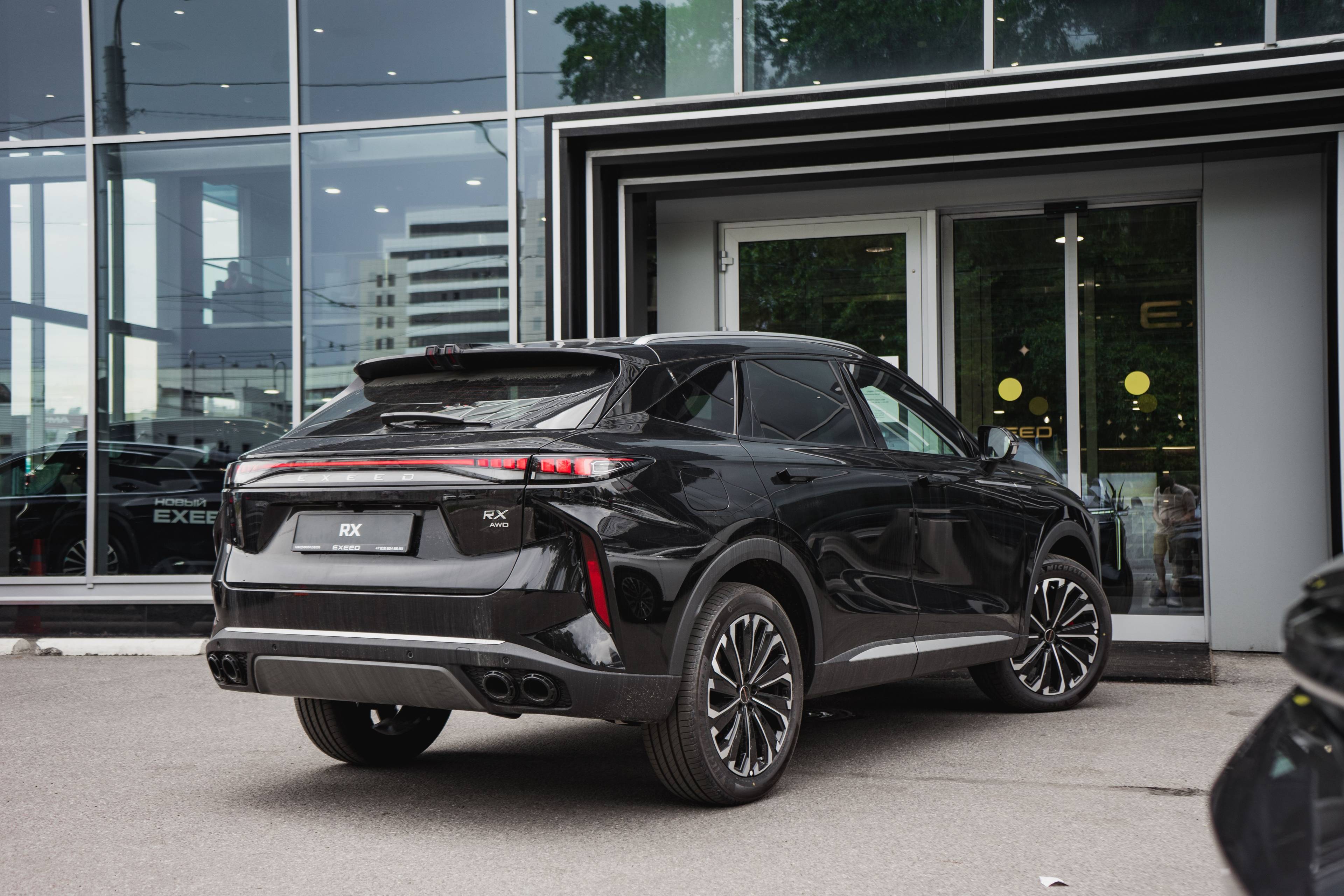EXEED RX Премиум 2.0Т АТ полный привод (Premium)