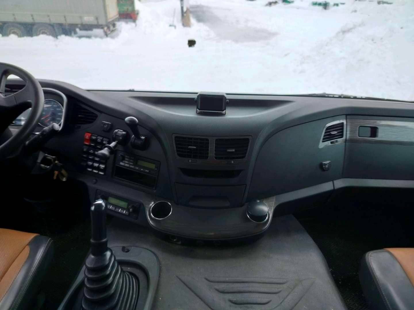 FAW CA3250P66K24T1E5 6х4,  109 492 км, 2024 года в лизинг