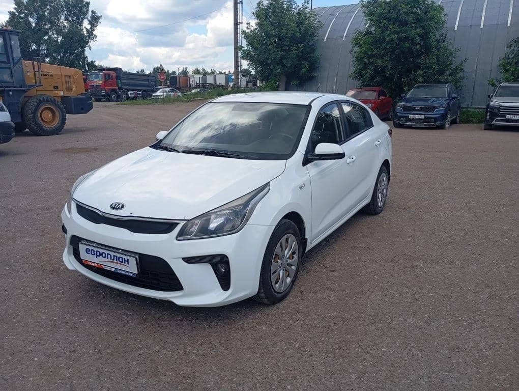 KIA Rio sedan