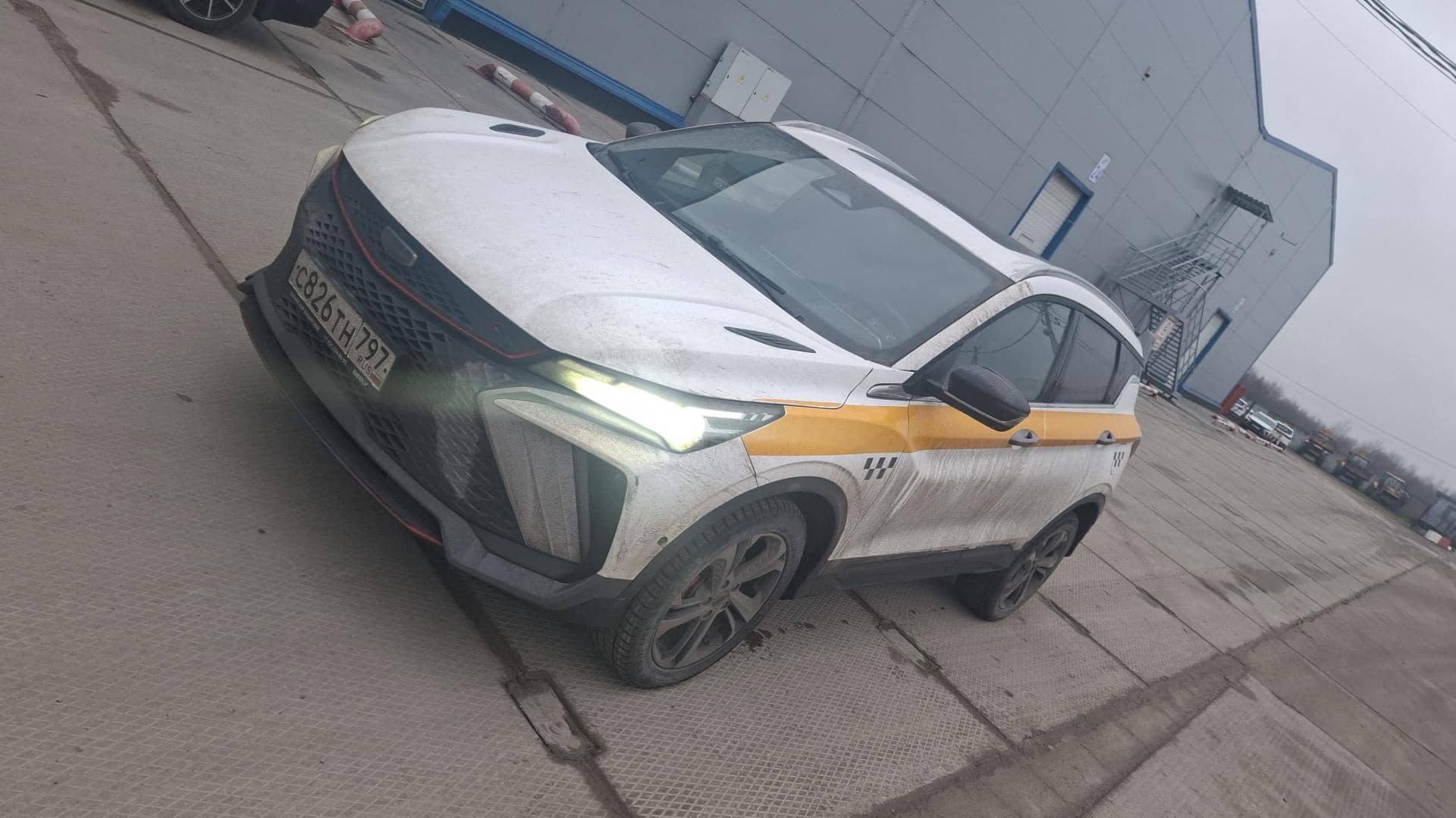 Geely Coolray,  83 434 км, 2024 года в лизинг