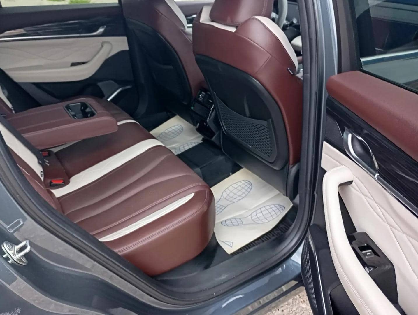 Geely Monjaro,  99 873 км, 2023 года в лизинг
