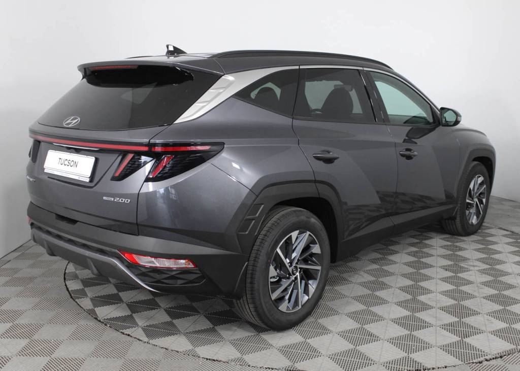 Hyundai Tucson Travel 2.0 6AT 4WD