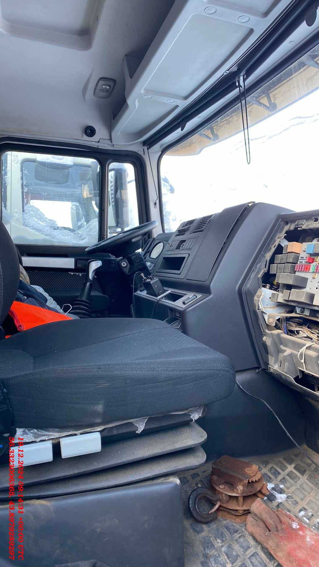 Shacman SX3318DT366 8x4,  110 830 км, 2021 года в лизинг