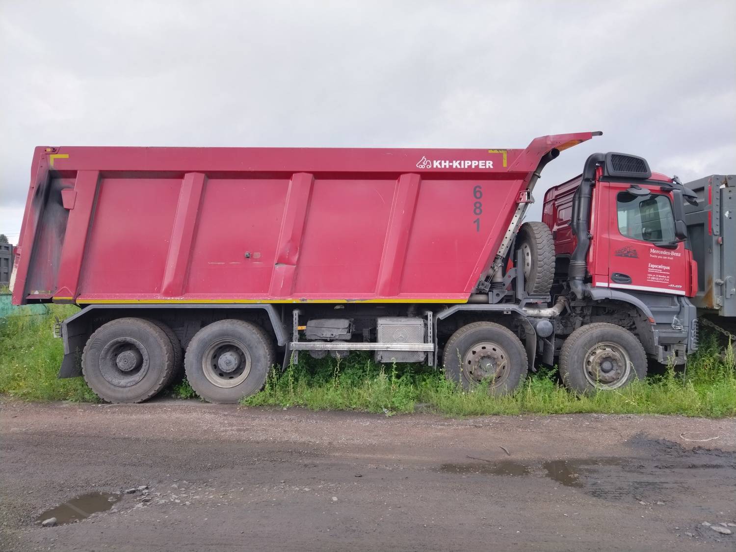 Mercedes-Benz Arocs 4148 K 8x4/4 Лот 000000182
