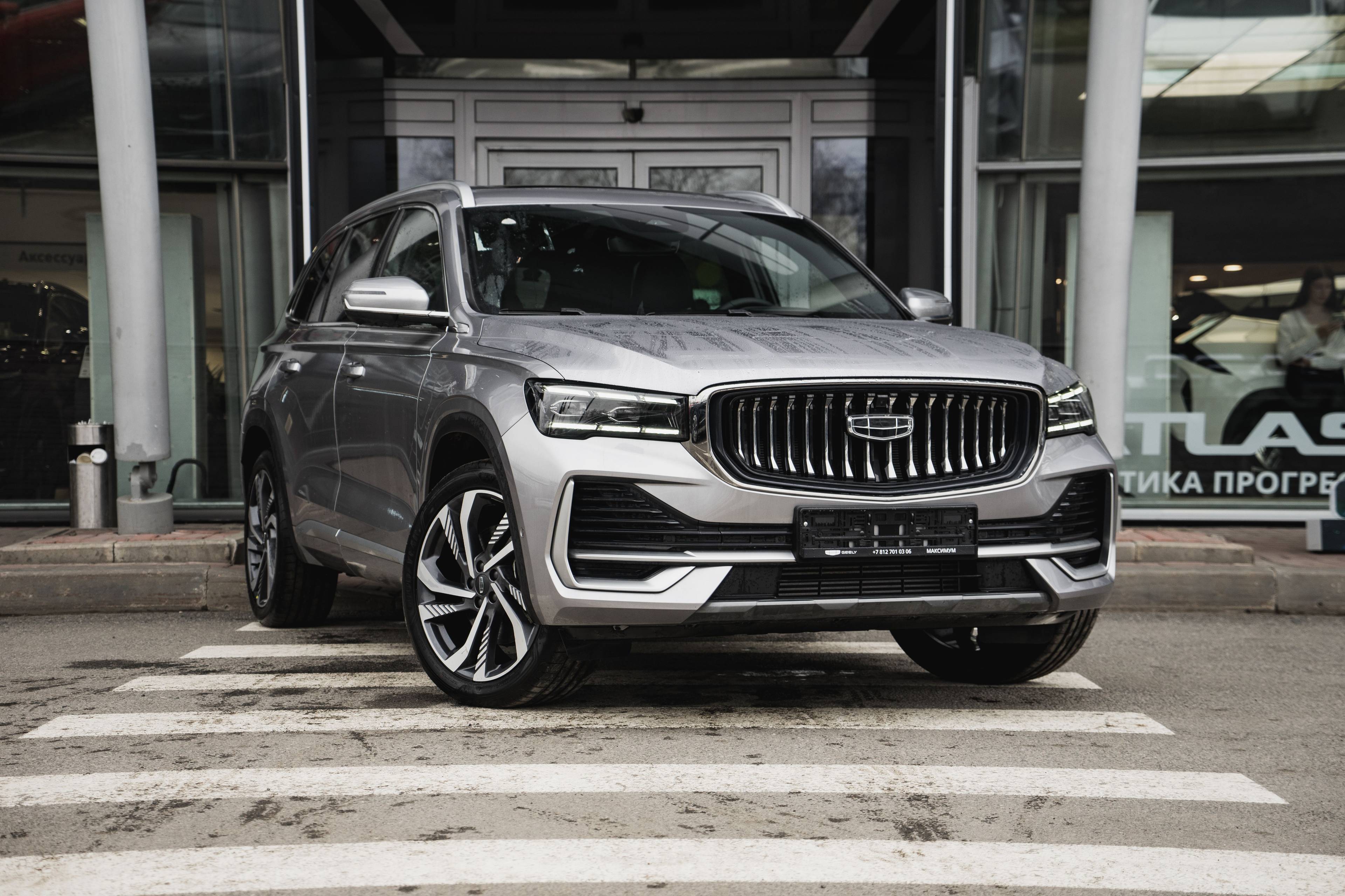 Geely Monjaro Flagship 2.0T (238 hp) 8AT 4WD