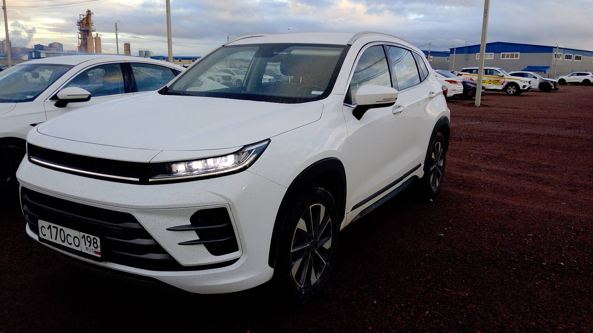 EXEED LX,  142 994 км, 2023 года в лизинг