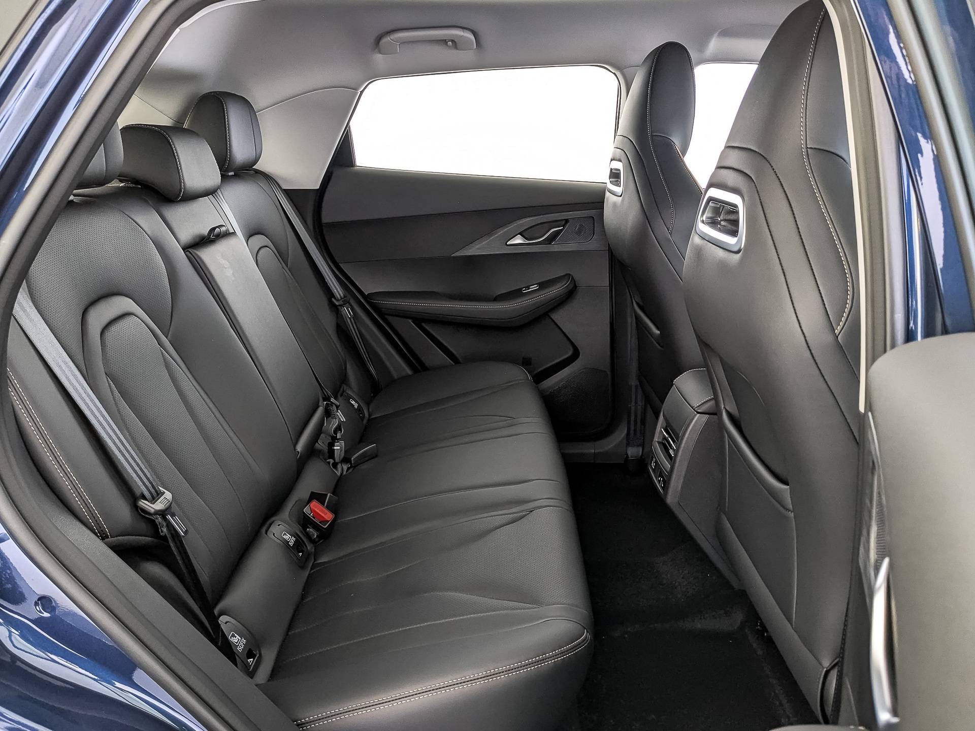 OMODA C5 1.6T DCT Active 4WD FL