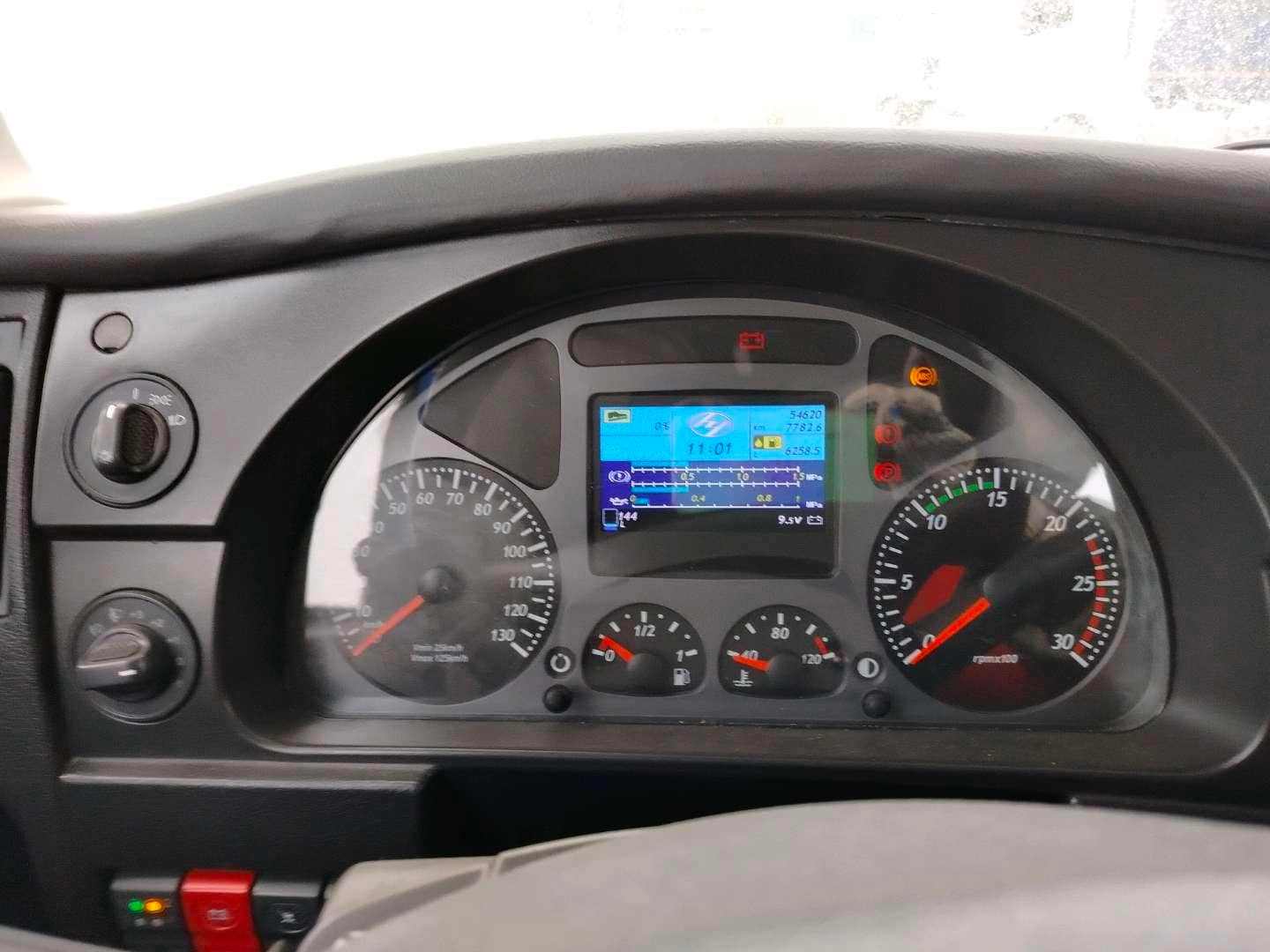 HONGYAN CQ4187HD12381T LNG,  54 620 км, 2023 года в лизинг