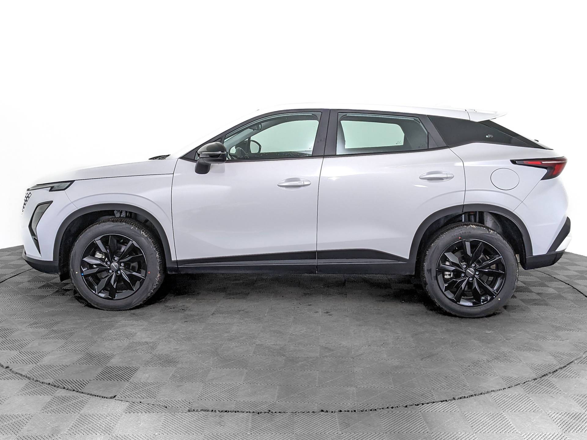 OMODA C5 Drive 1.6 DCT 4WD FL