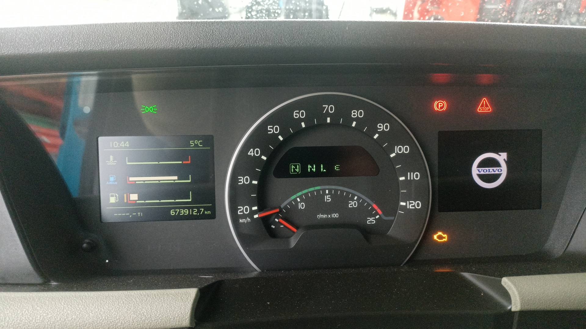 Volvo FH 540 6x2 (FH Globetrotter),  673 912 км, 2017 года в лизинг