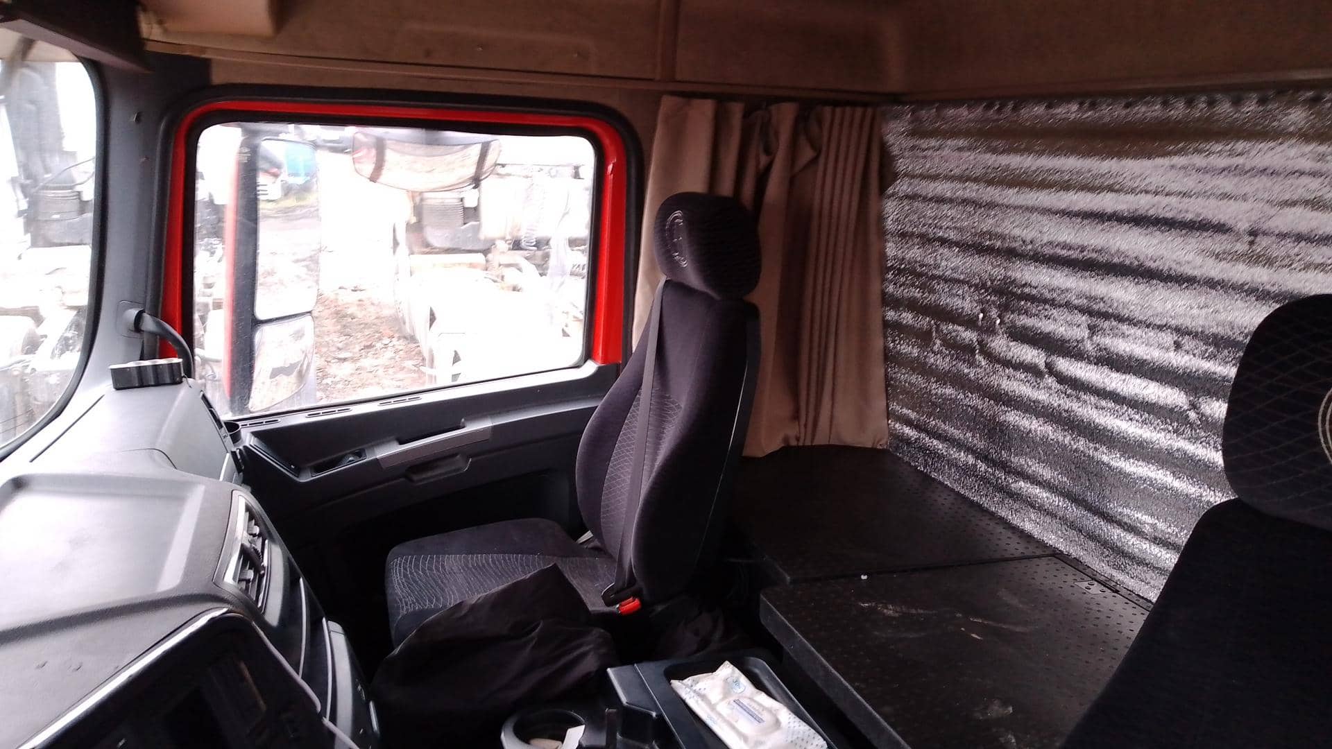 Shacman SX32586T384,  225 000 км, 2022 года