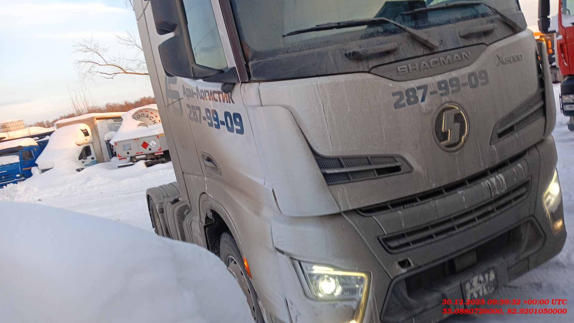 Shacman SX4188YY381,  213 288 км, 2023 года в лизинг