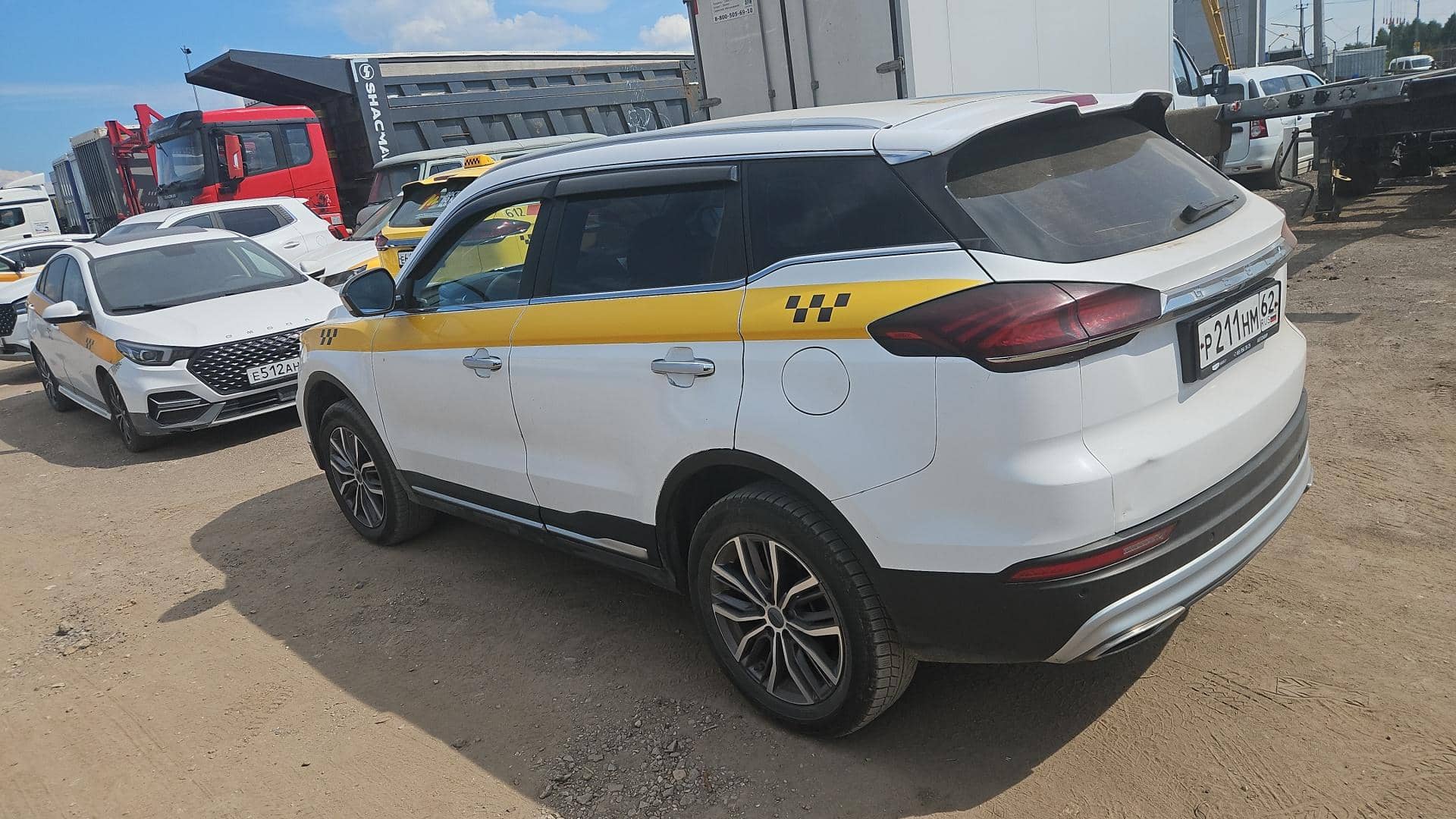 Geely Atlas Pro,  129 191 км, 2024 года в лизинг
