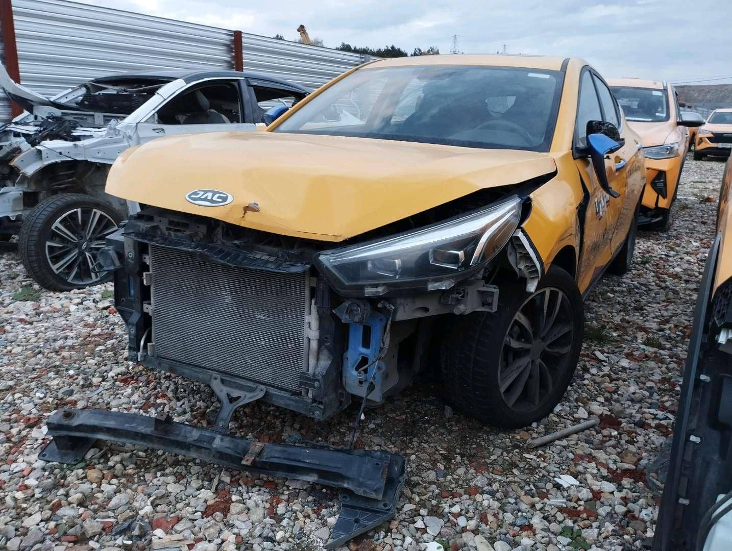 JAC J7