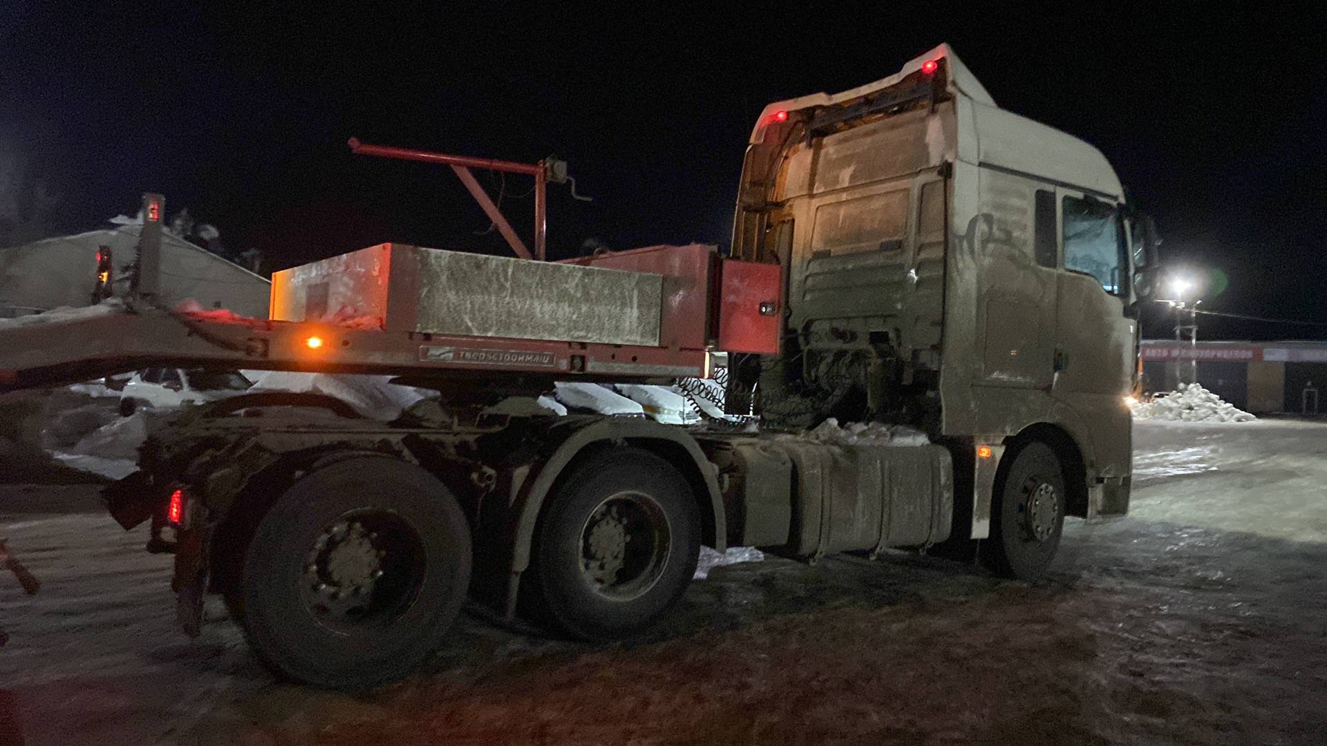 Sitrak С7Н MAX 6×4 ZZ4256V364HE,  144 310 км, 2024 года в лизинг