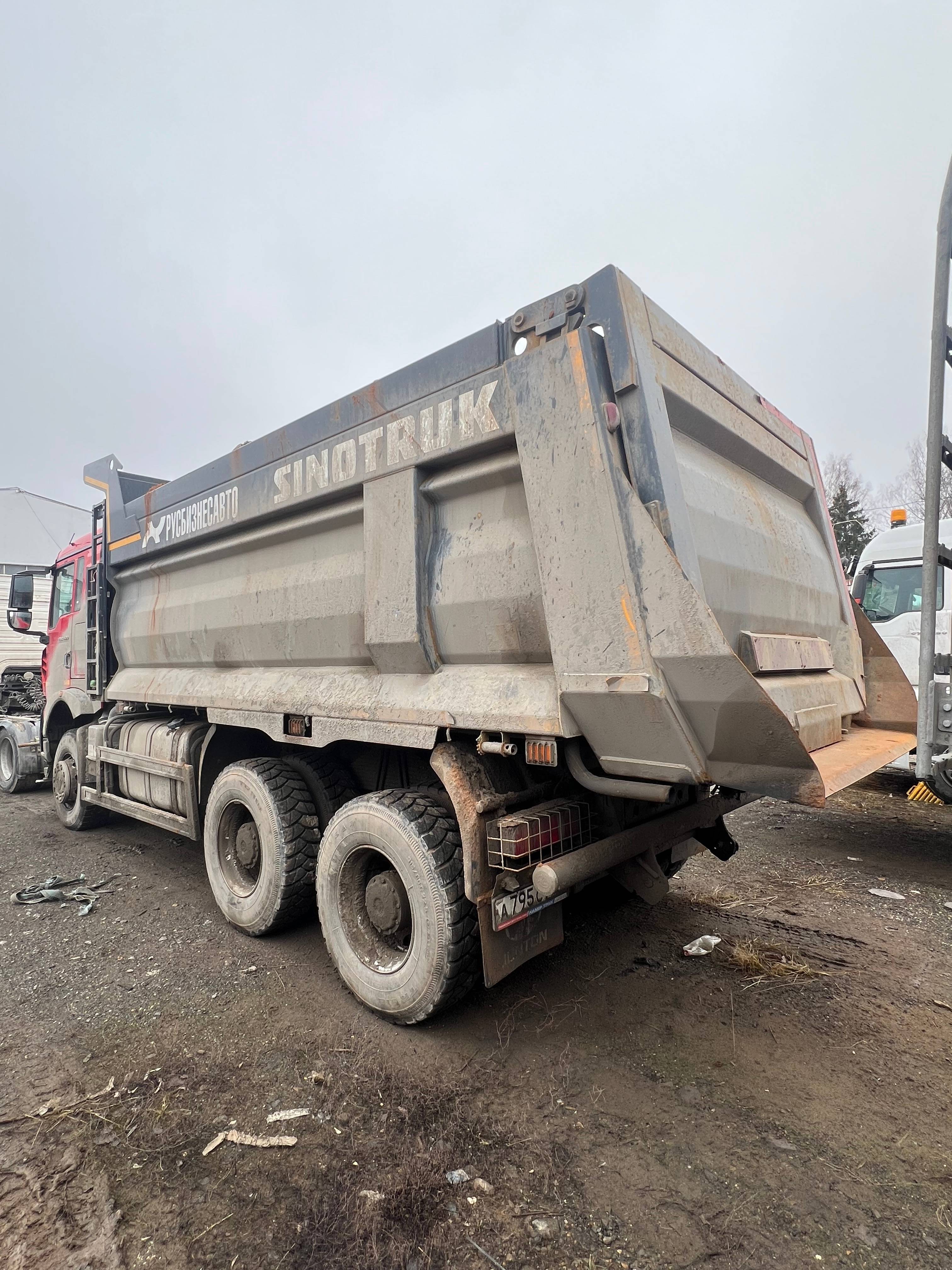 HOWO ZZ3257V384GE1 6x4 Лот 000007738