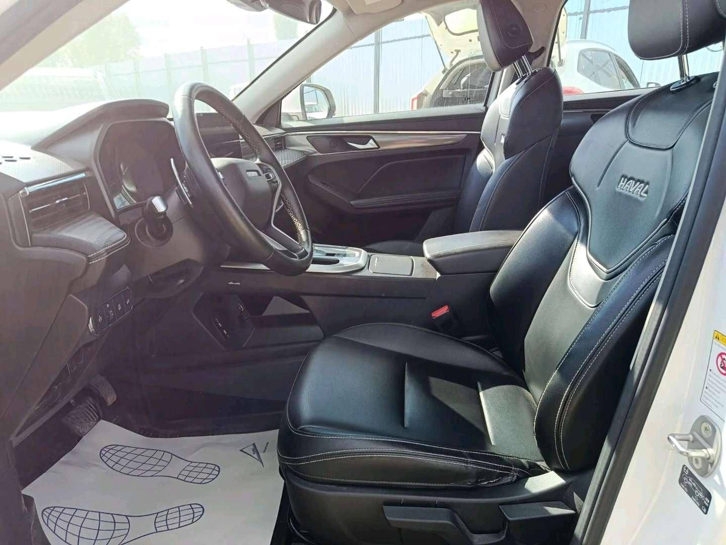 Haval Jolion,  199 298 км, 2023 года в лизинг