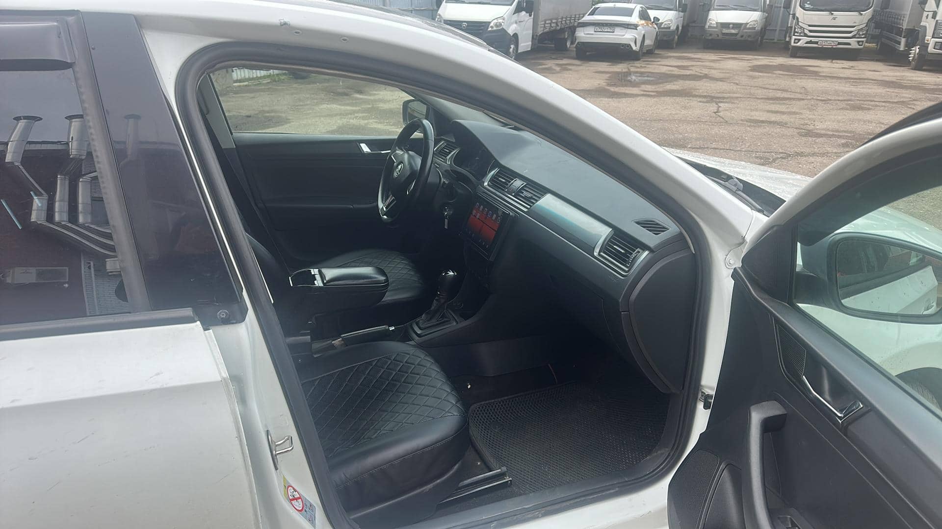 Skoda Rapid,  253 624 км, 2019 года в лизинг