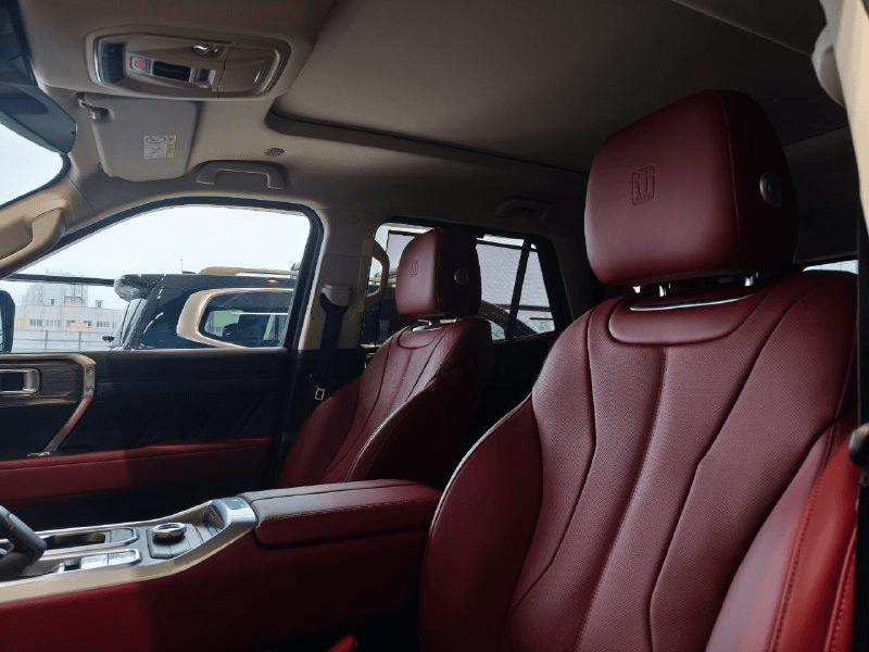 Tank 400 2.0T AT 4WD Premium