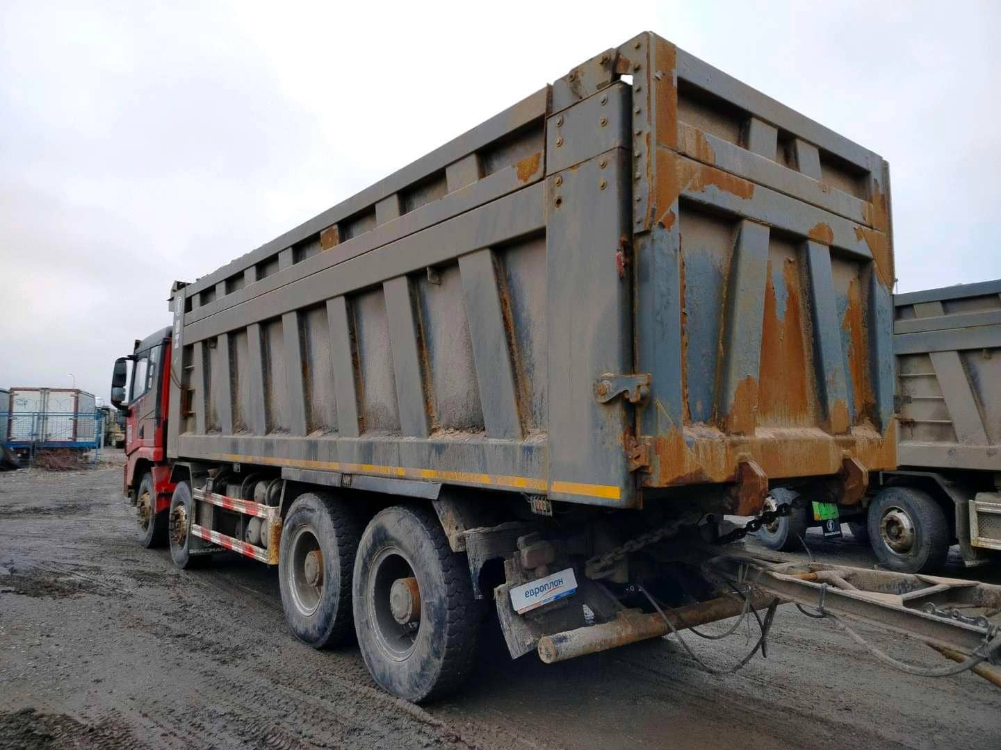 Shacman SX331863366 (скальный кузов),  344 442 км, 2023 года в лизинг